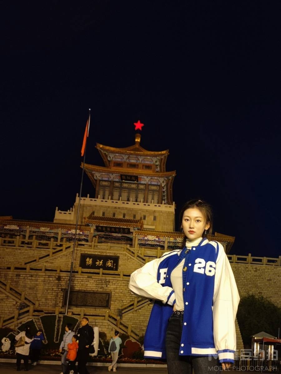 夜景模特