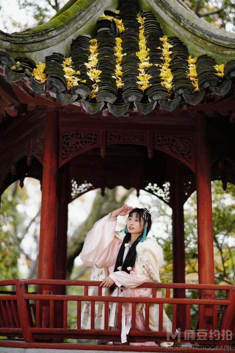 汉服模特