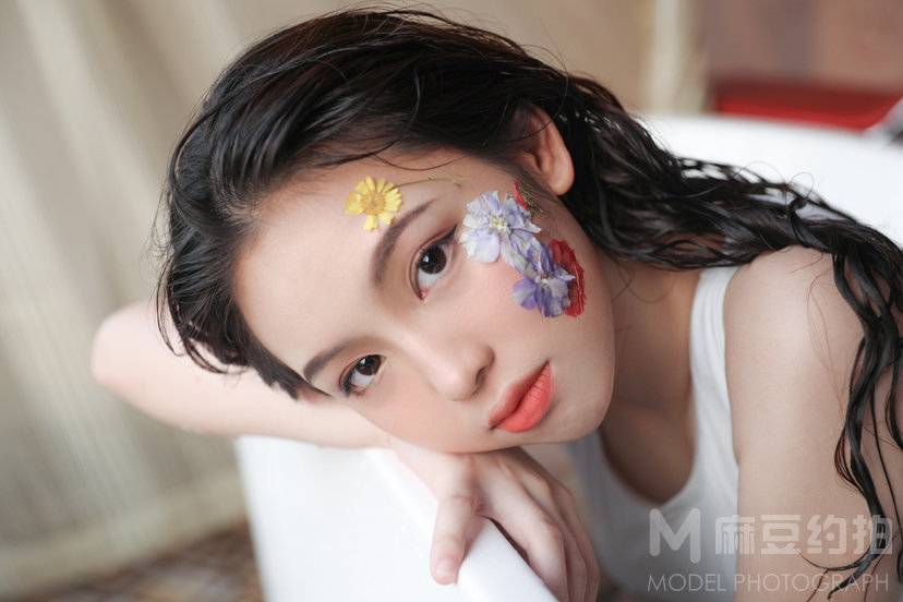 胶片模特