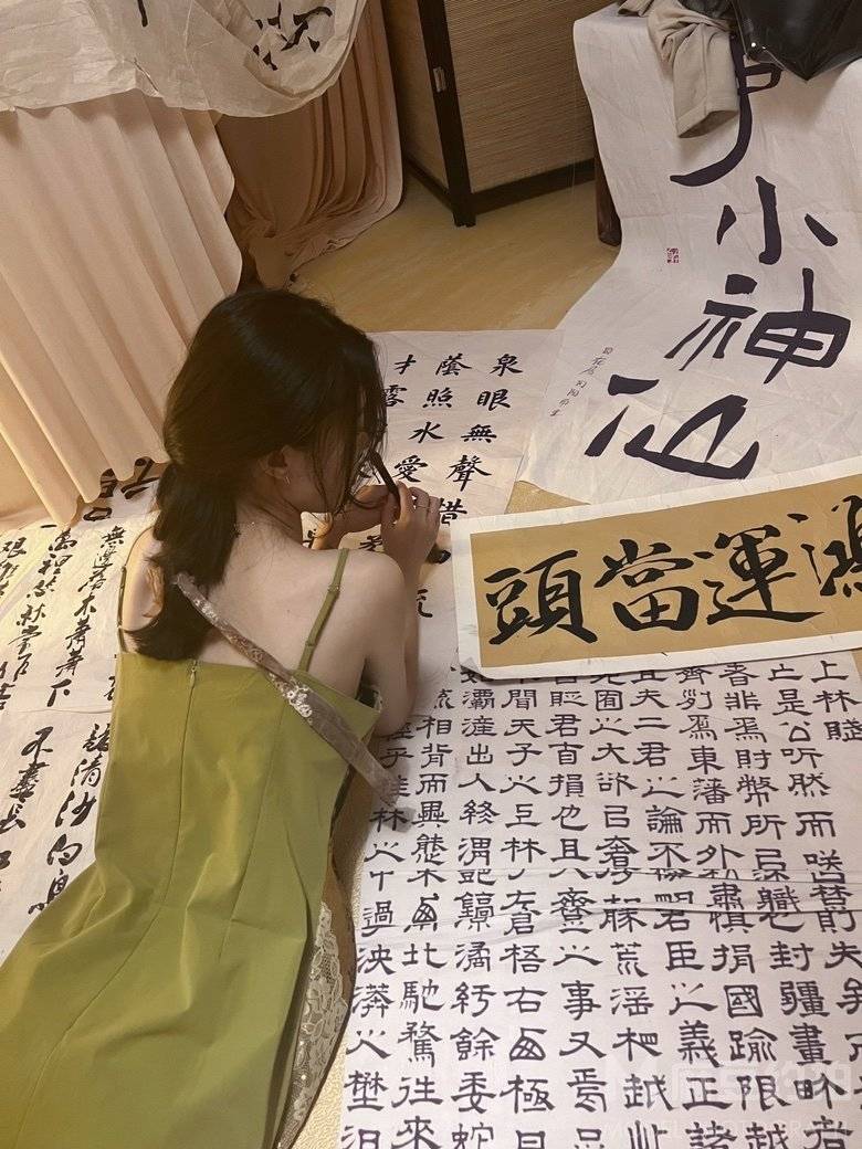 胶片模特