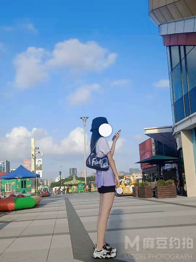 校园模特