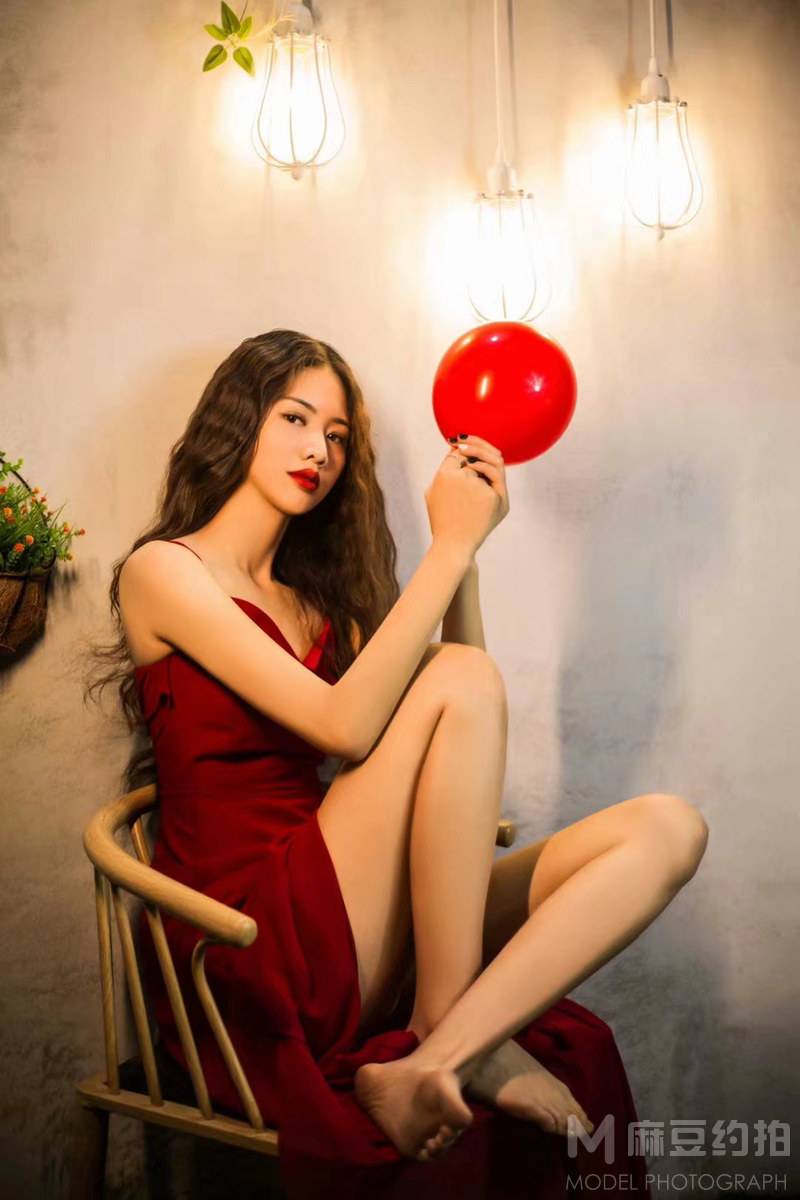 黑白模特
