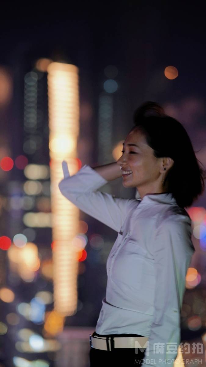 夜景模特
