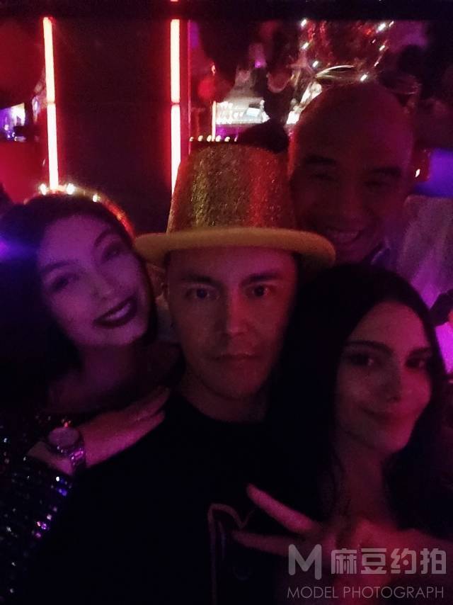 商务模特