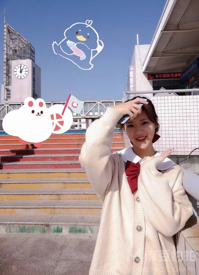 校园模特