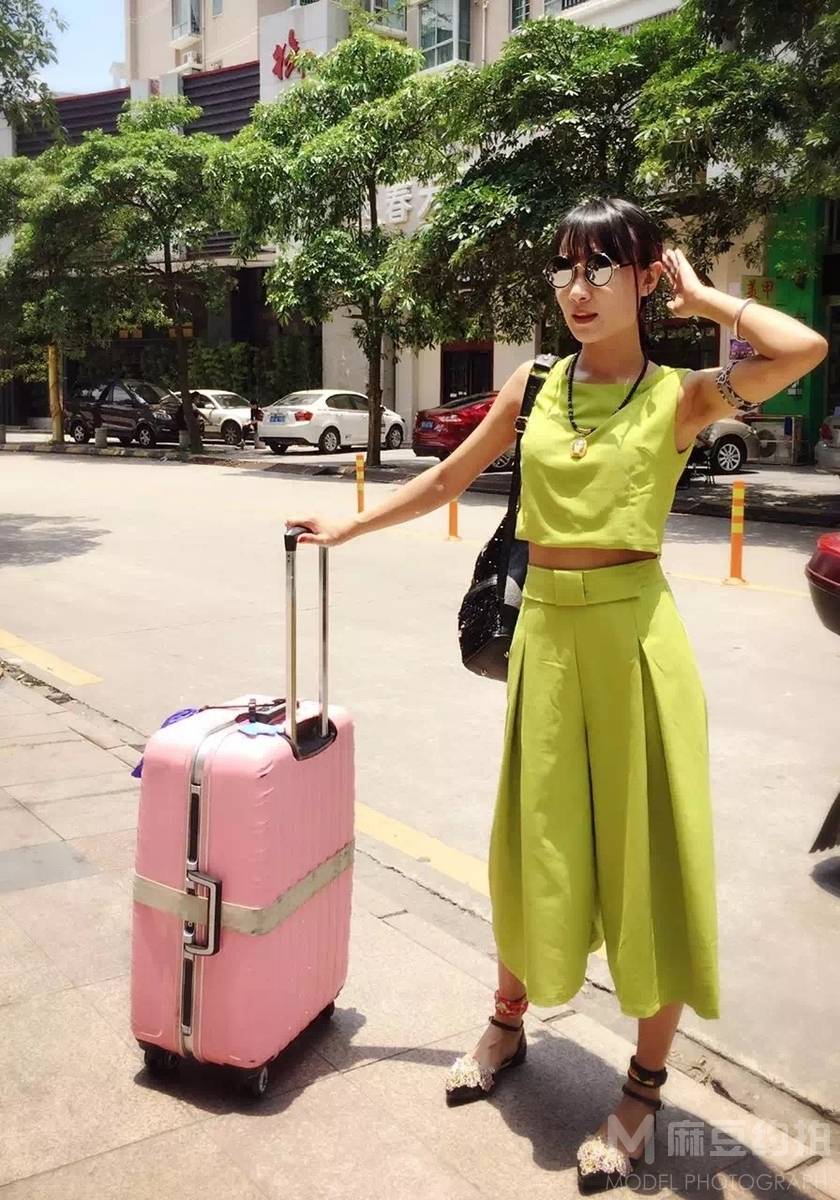 妆容模特