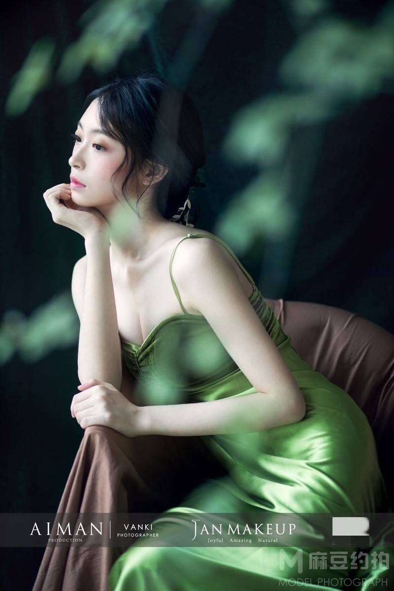 妆容模特