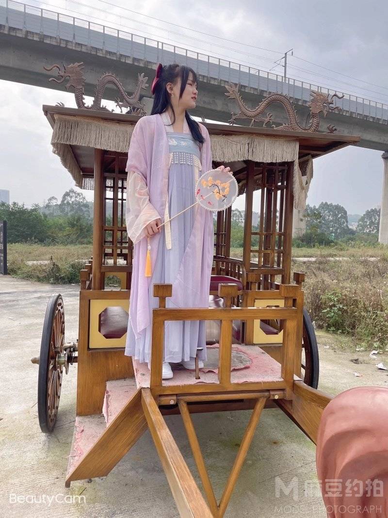 民国模特