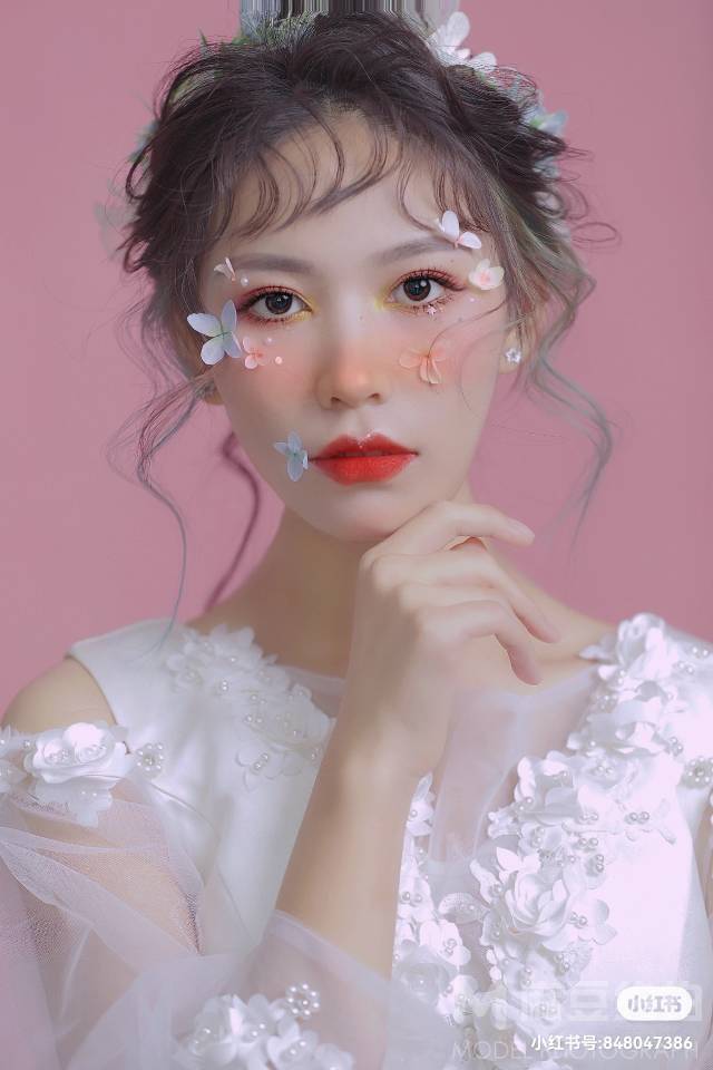 妆容模特