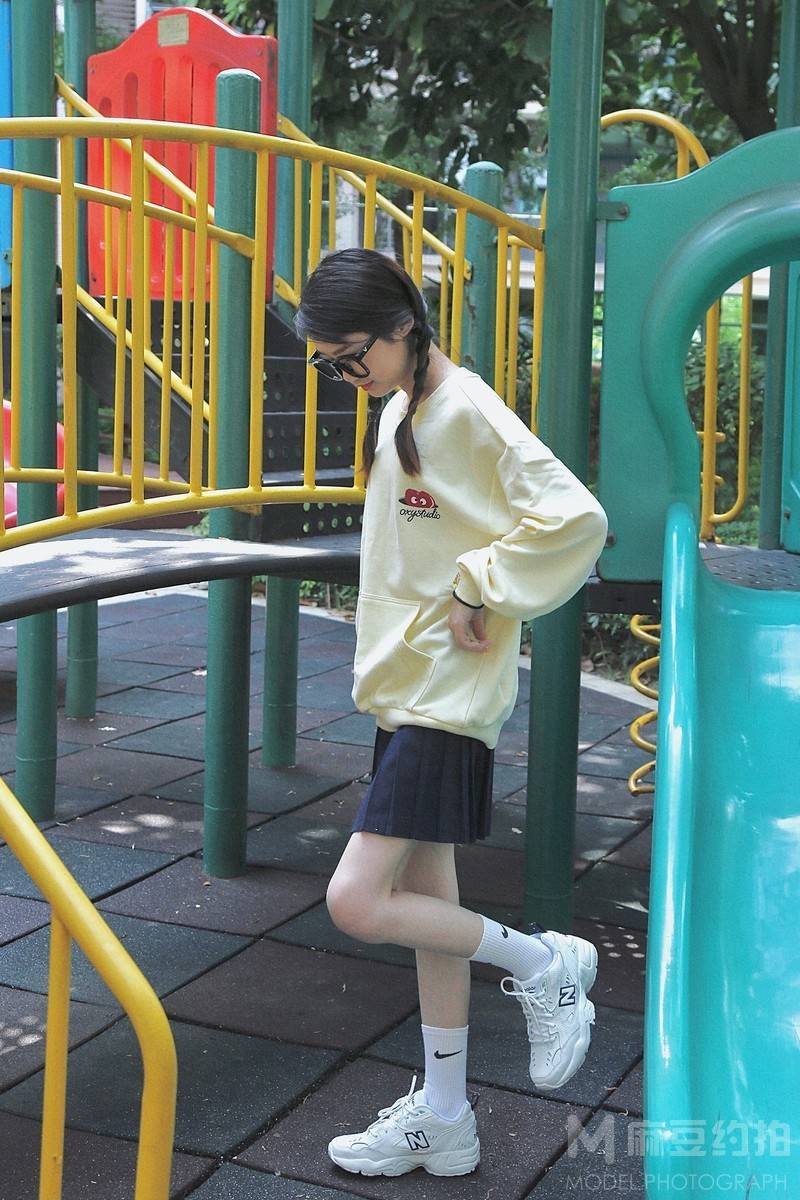 校园模特