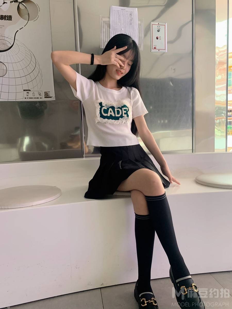 校园模特