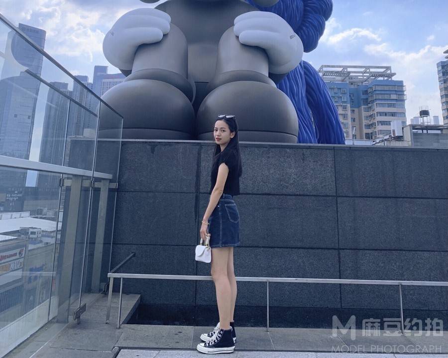 校园模特