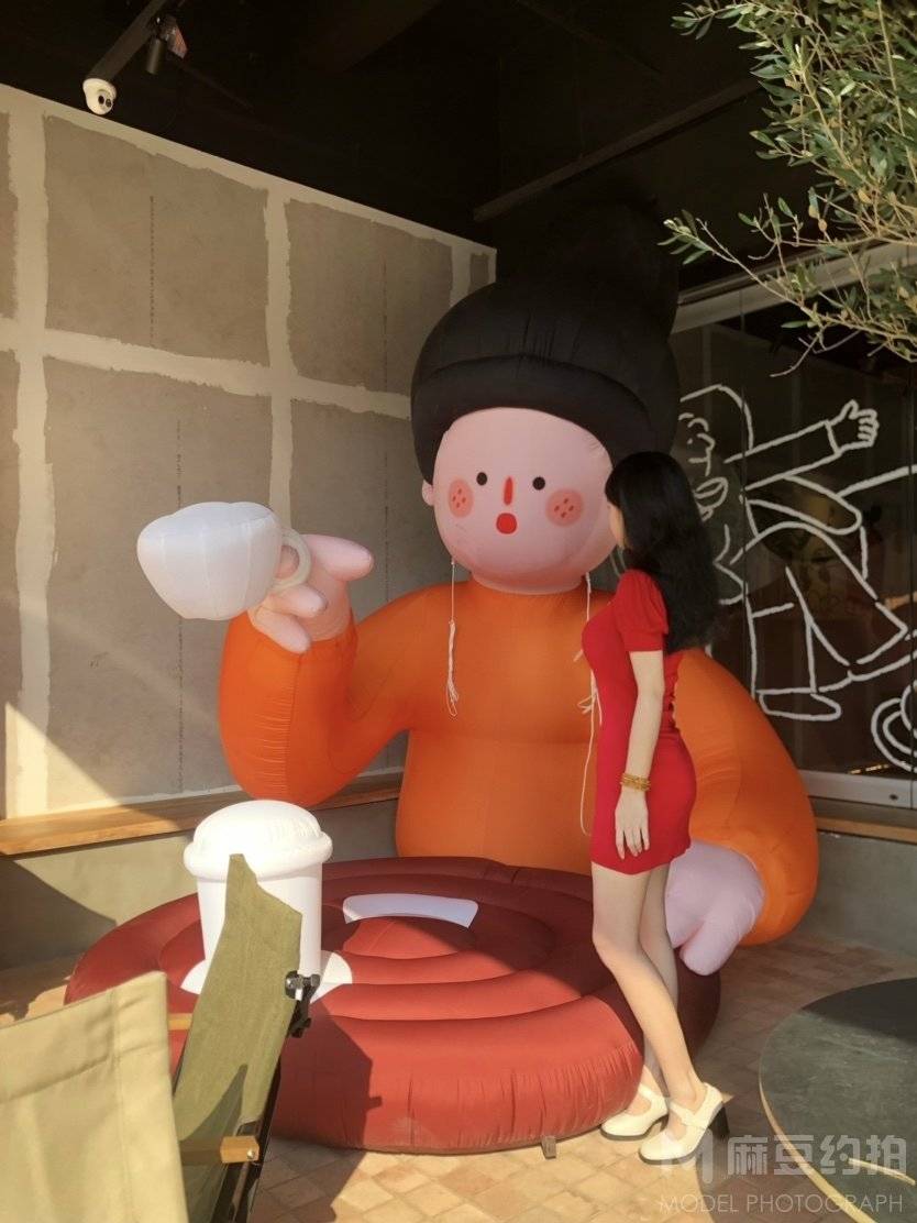 情绪模特