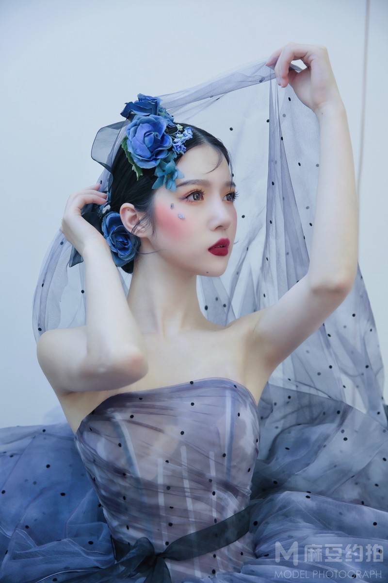 妆容模特