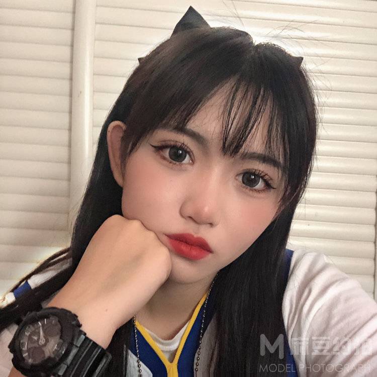 妆容模特