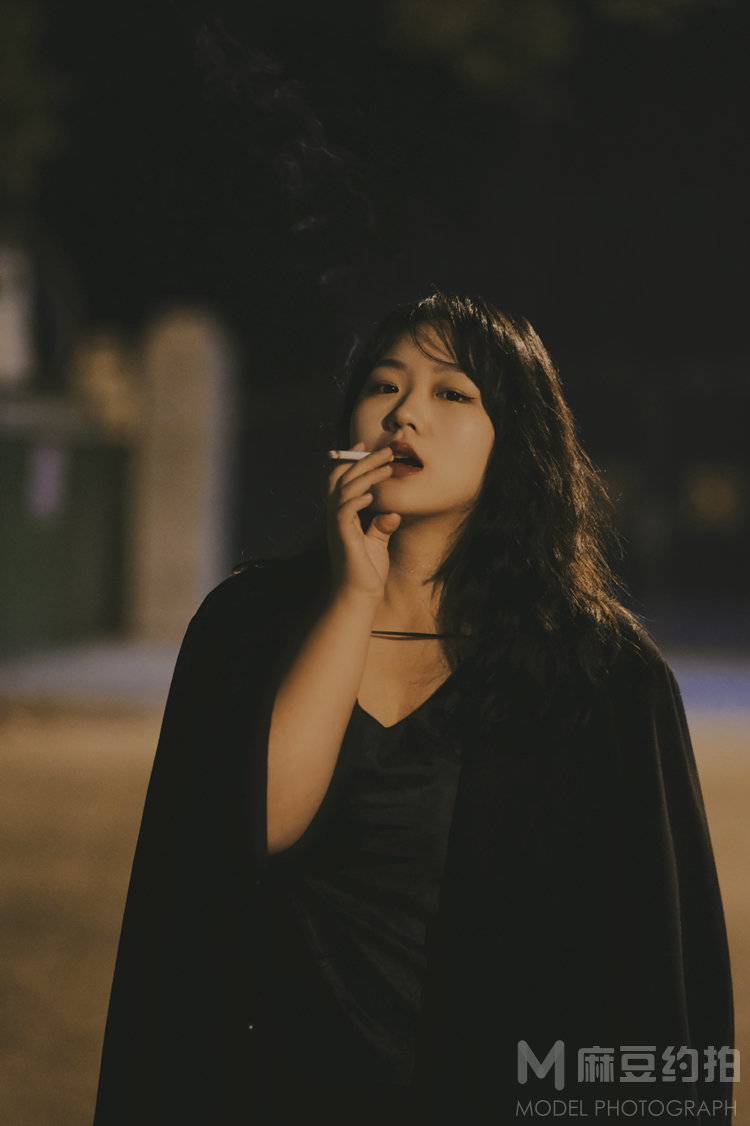夜景模特