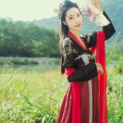 汉服模特