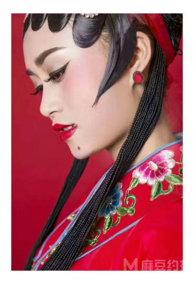 妆容模特