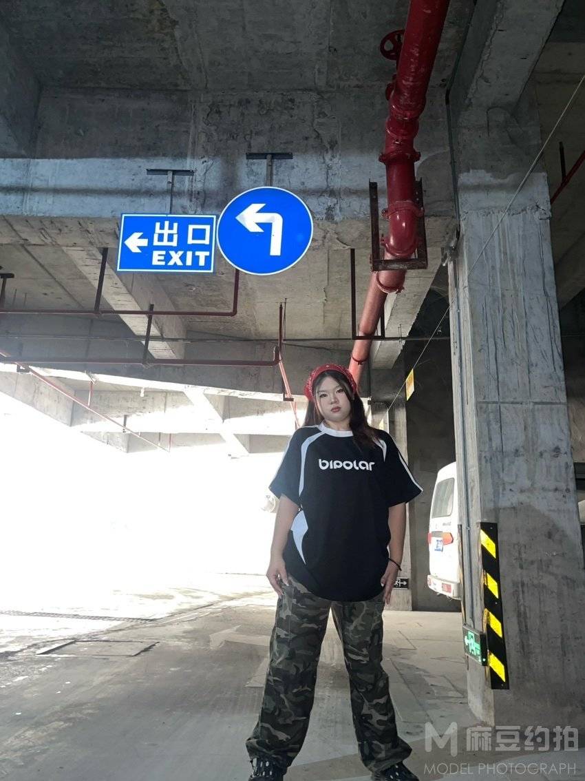 妆容模特