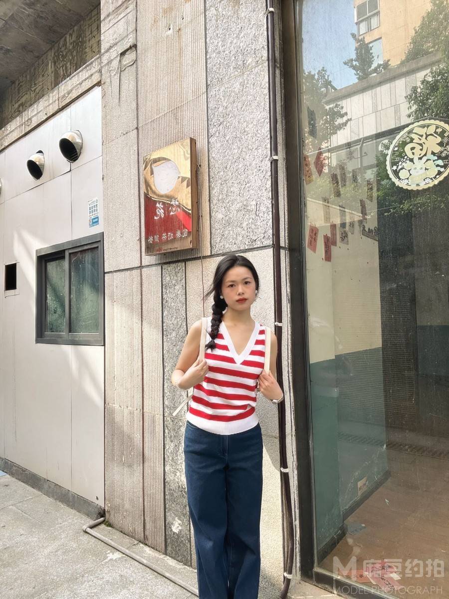 校园模特