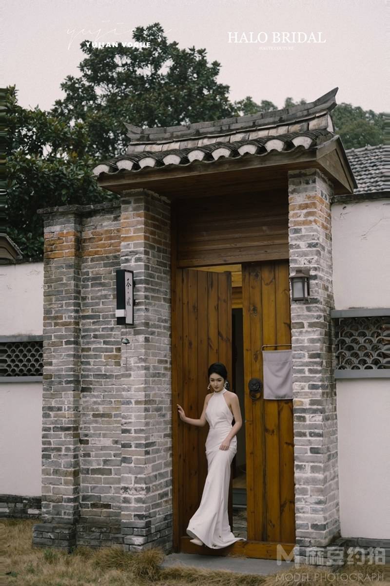 黑白模特
