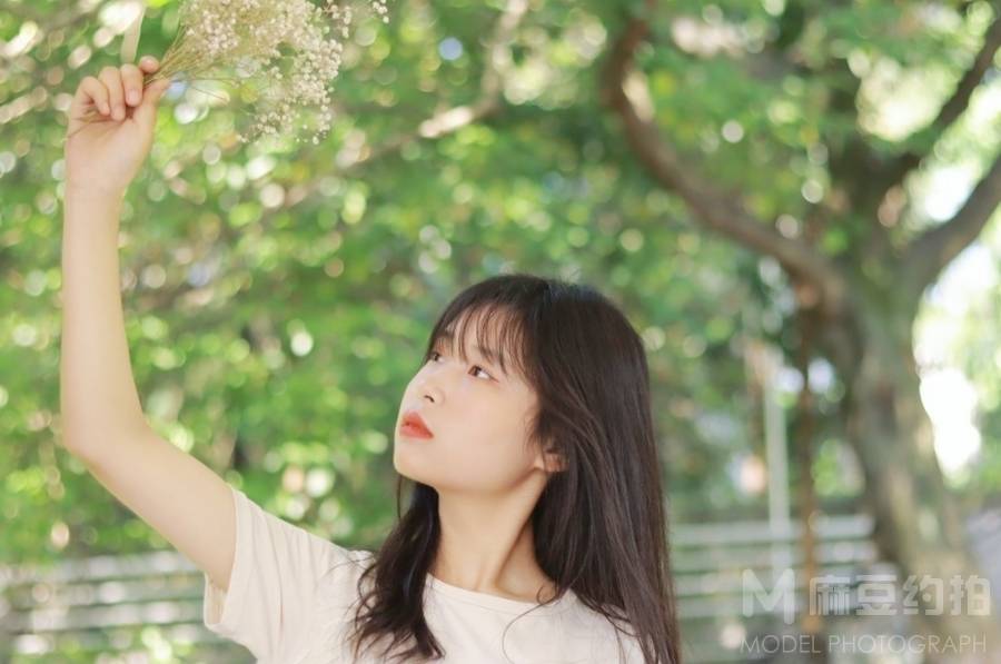 清新模特