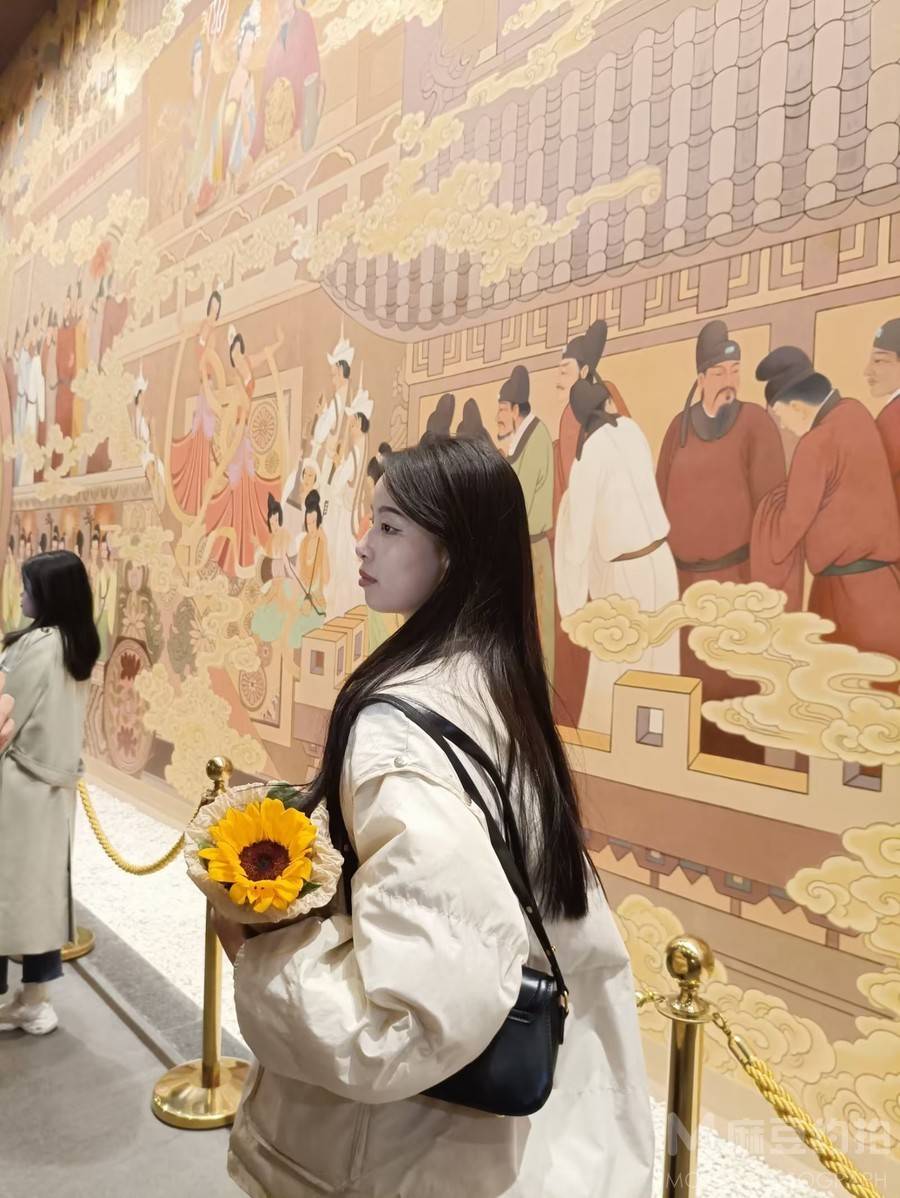 校园模特
