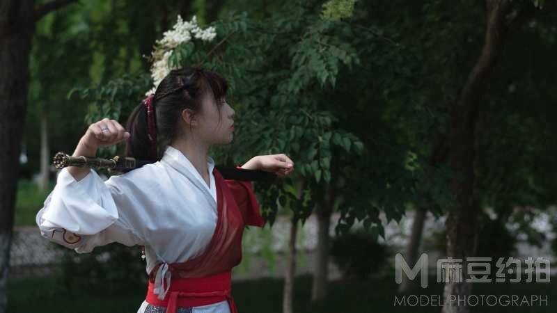 汉服模特