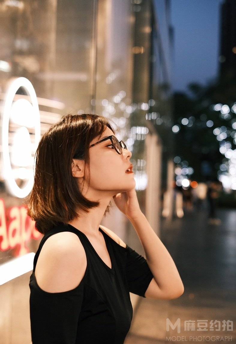 胶片模特