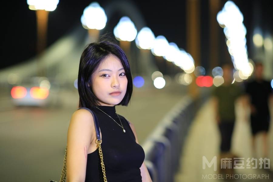 夜景模特