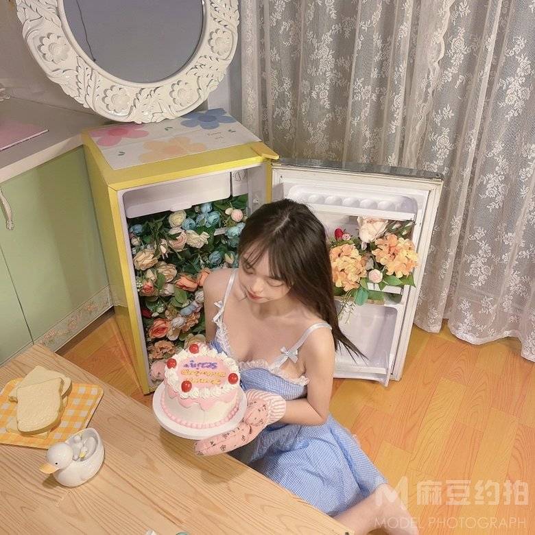 清新模特
