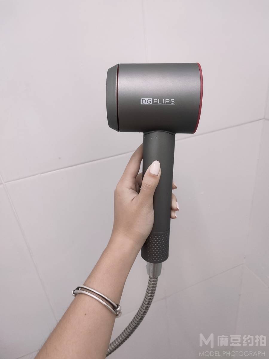黑白模特