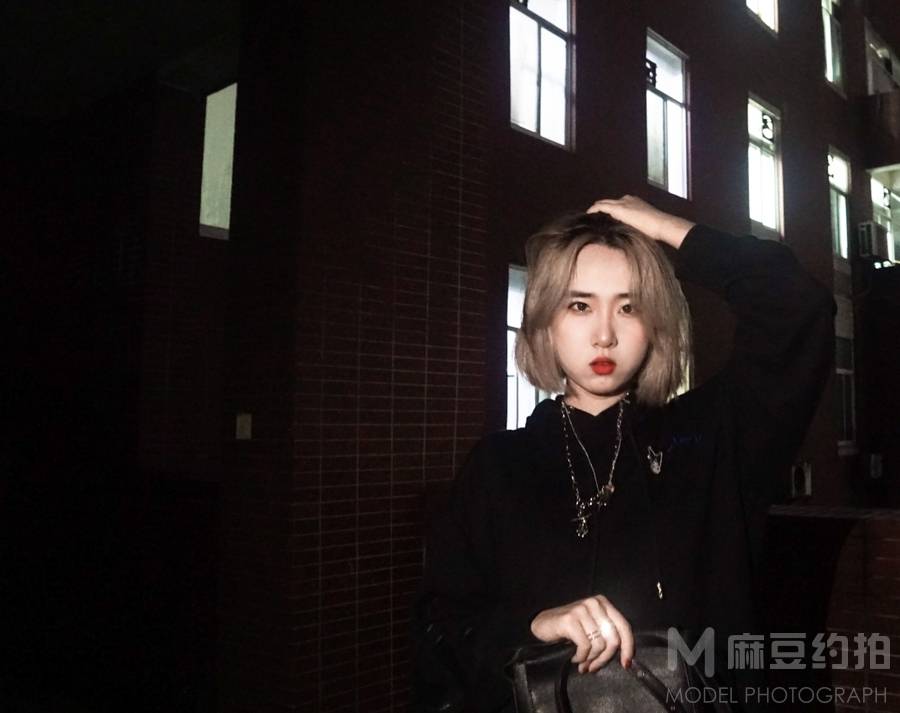 暗黑模特