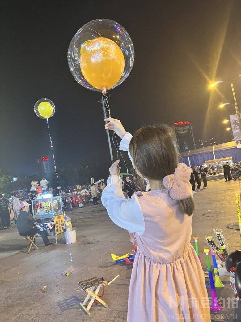 夜景模特