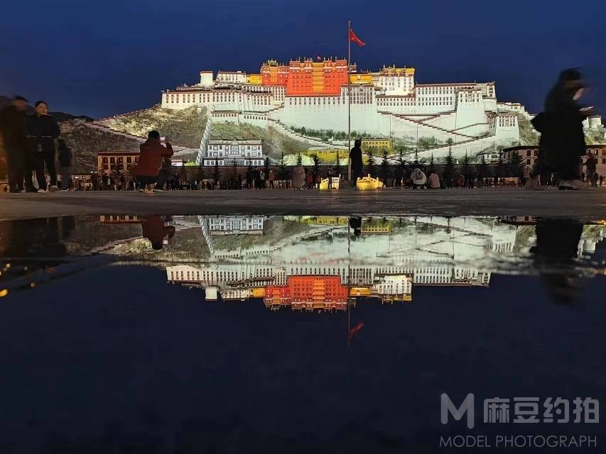 夜景模特