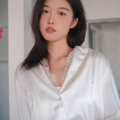 宝丽来模特
