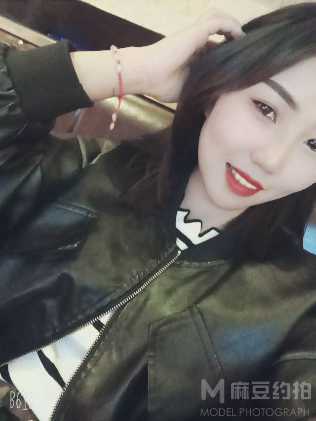 纪实模特