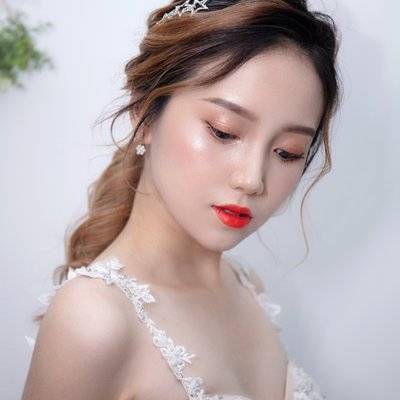妆容模特