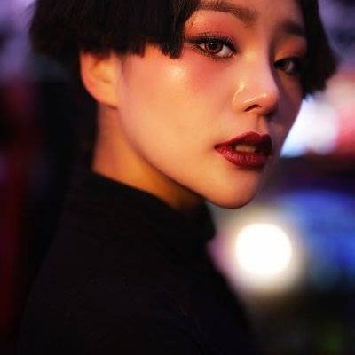 情绪模特