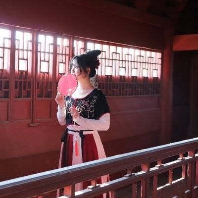 汉服模特