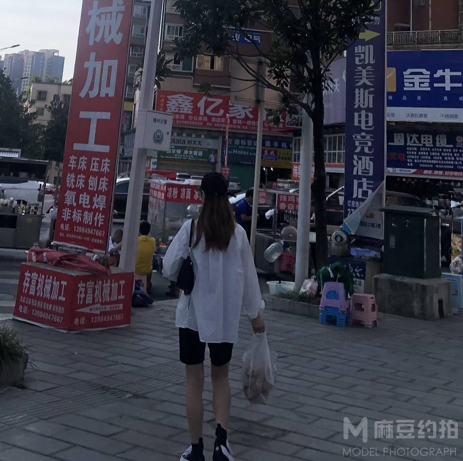 情侣模特
