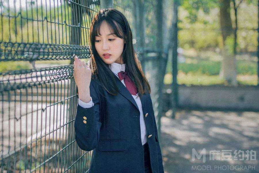 黑白模特