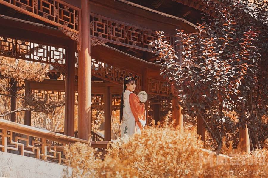 汉服模特