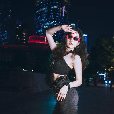 夜景模特