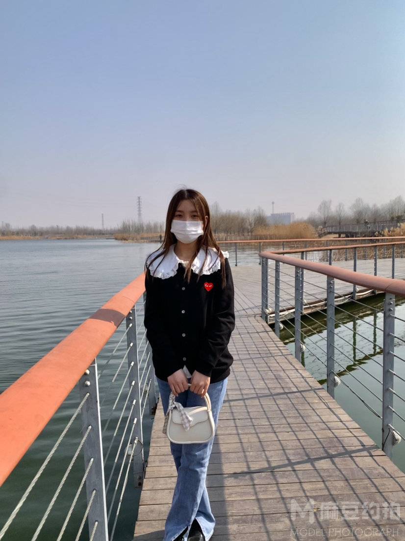 校园模特