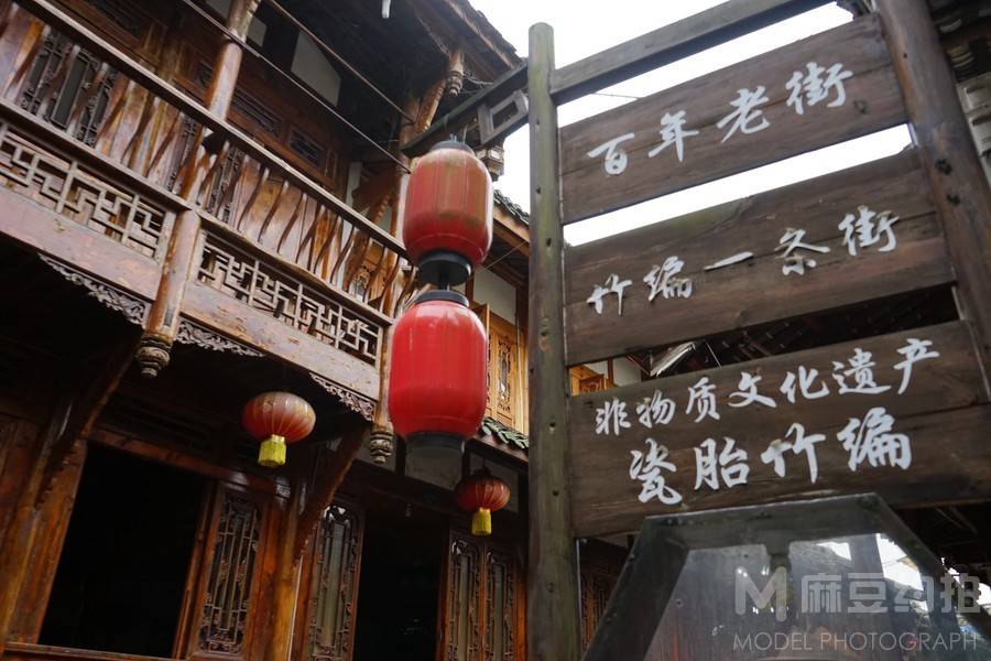 黑白模特