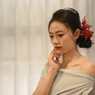 情绪模特