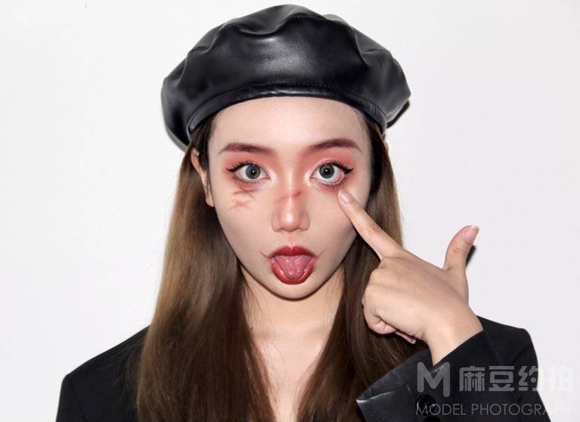 情绪模特