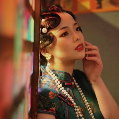 情绪模特