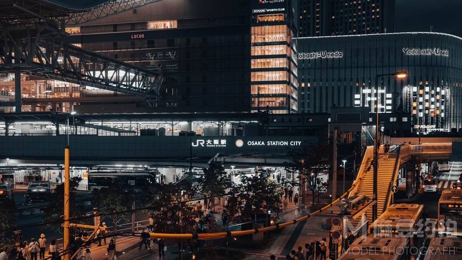 夜景模特